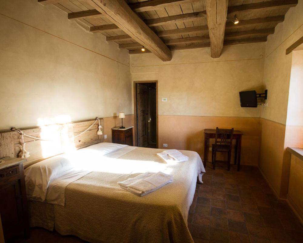 Agriturismo Il Casale Degli Amici Norcia Buitenkant foto