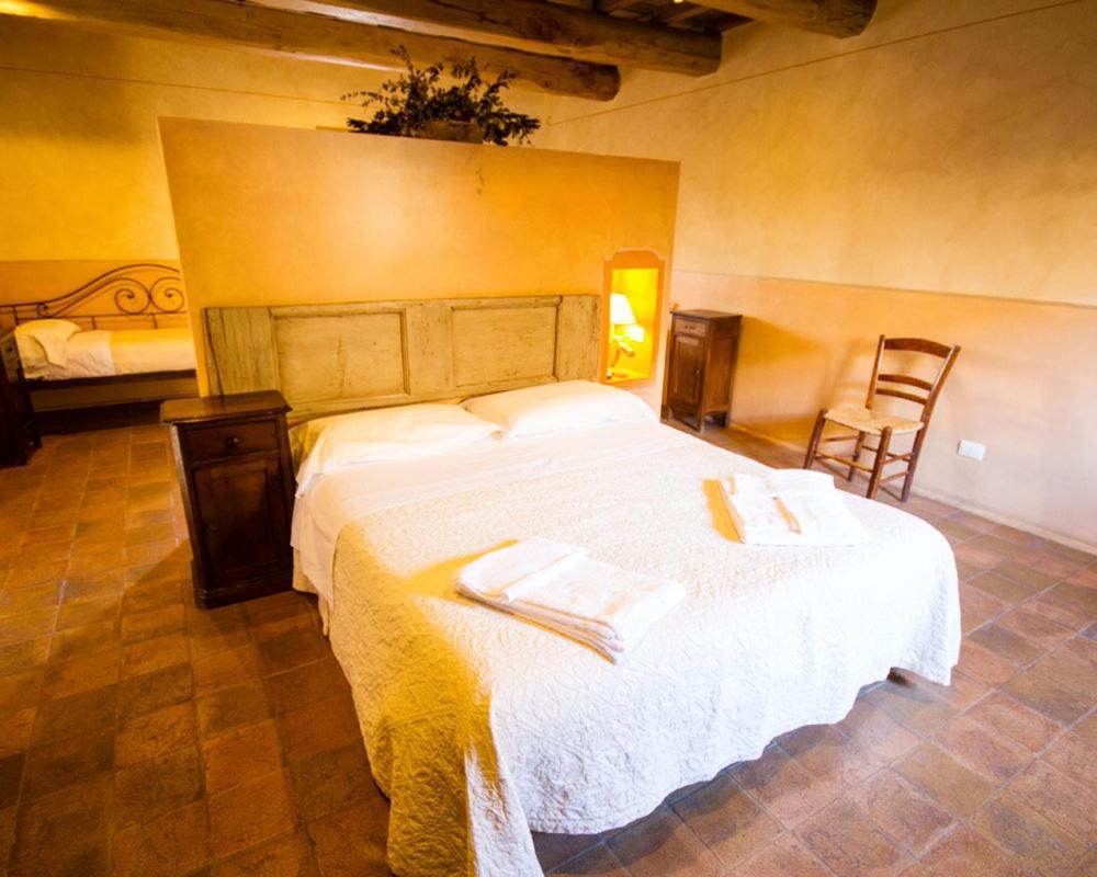 Agriturismo Il Casale Degli Amici Norcia Buitenkant foto