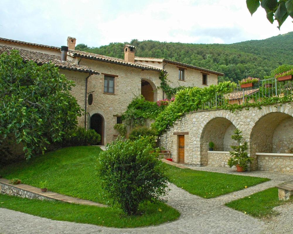 Agriturismo Il Casale Degli Amici Norcia Buitenkant foto