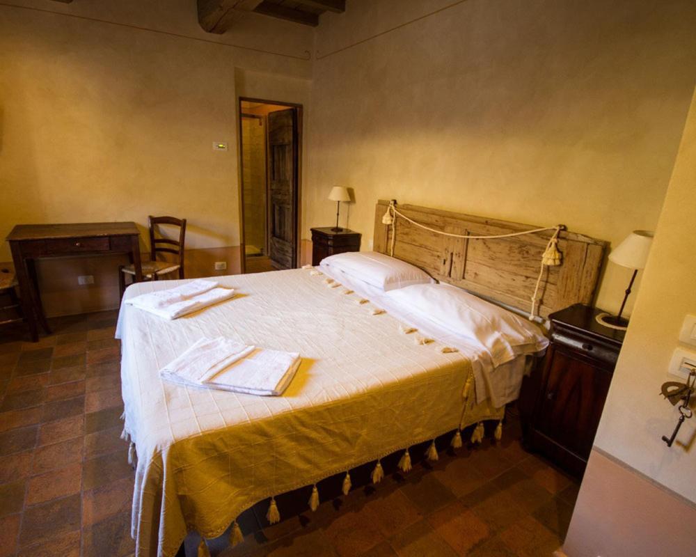 Agriturismo Il Casale Degli Amici Norcia Buitenkant foto